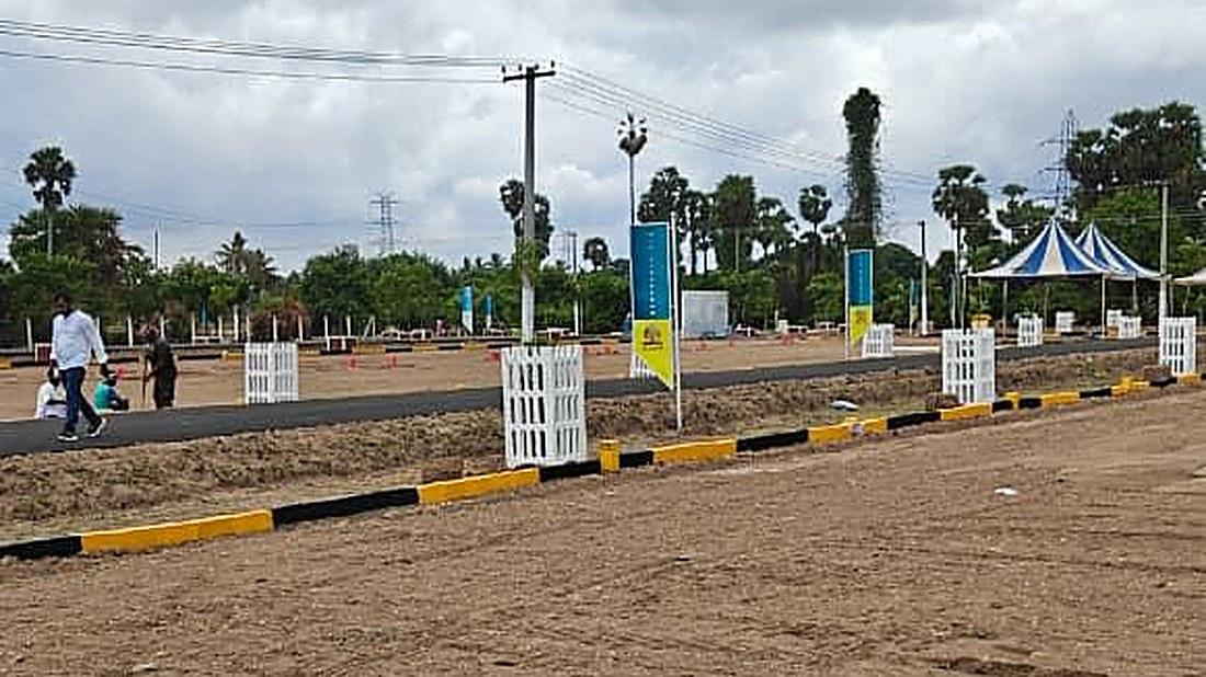 VIP Viruksham Layout — Plots Near Mahindra World City, Singaperumal Koil